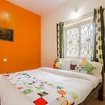 Oyo 22735 Home Elegant Studios Baga