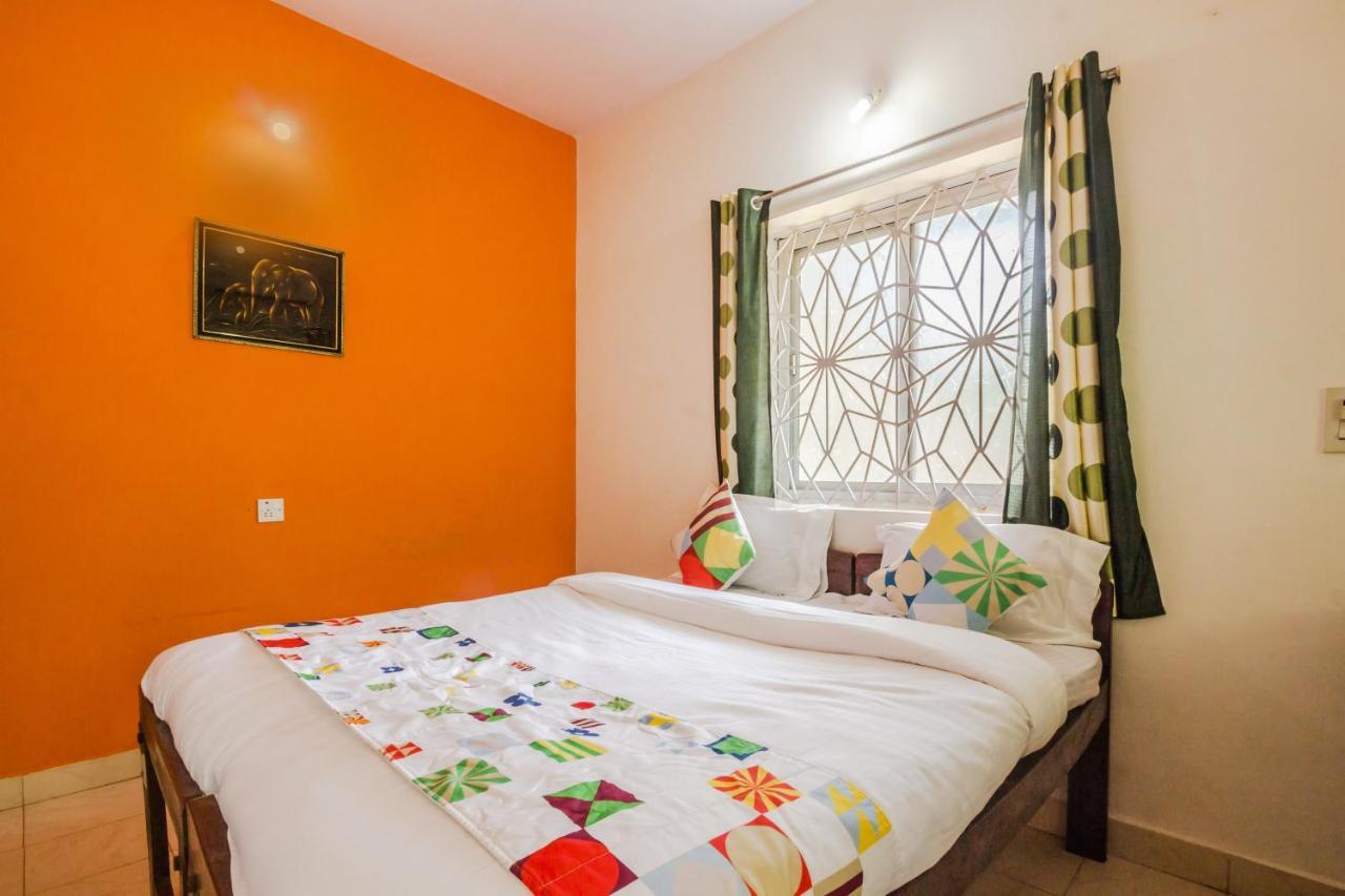 Apartment Oyo 22735 Elegant *
